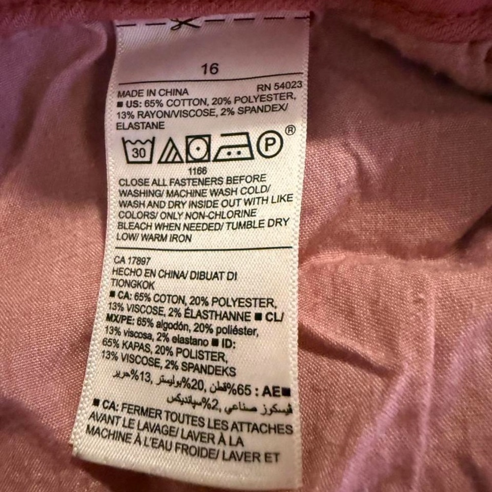 Old Navy Women's Salmon Skinny Jeans - Picture 5 of 9